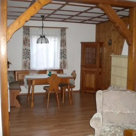 Casa vacanze In Ruhiger Lage Mit Grossem Garten